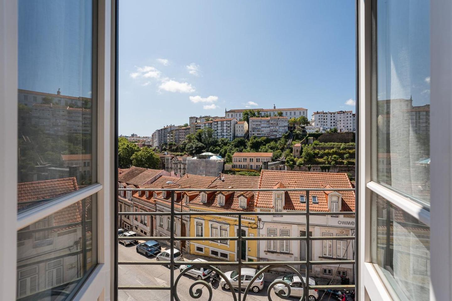 Guestready - Zaza Guest House Коимбра Екстериор снимка